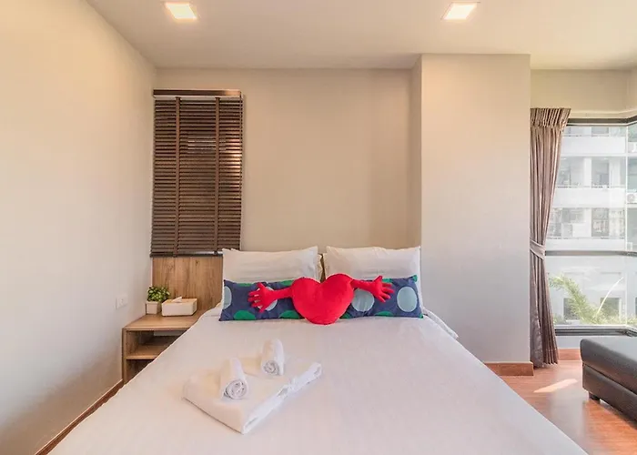 Casaluxe Ratchada Hotel