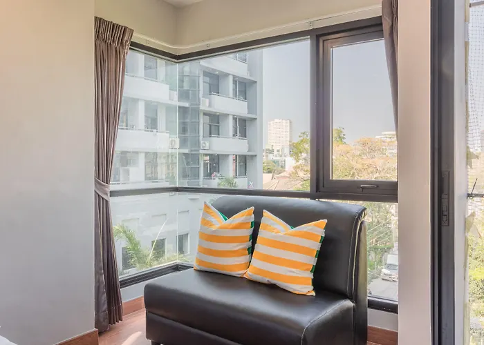 Casaluxe Ratchada Hotel Bangkok